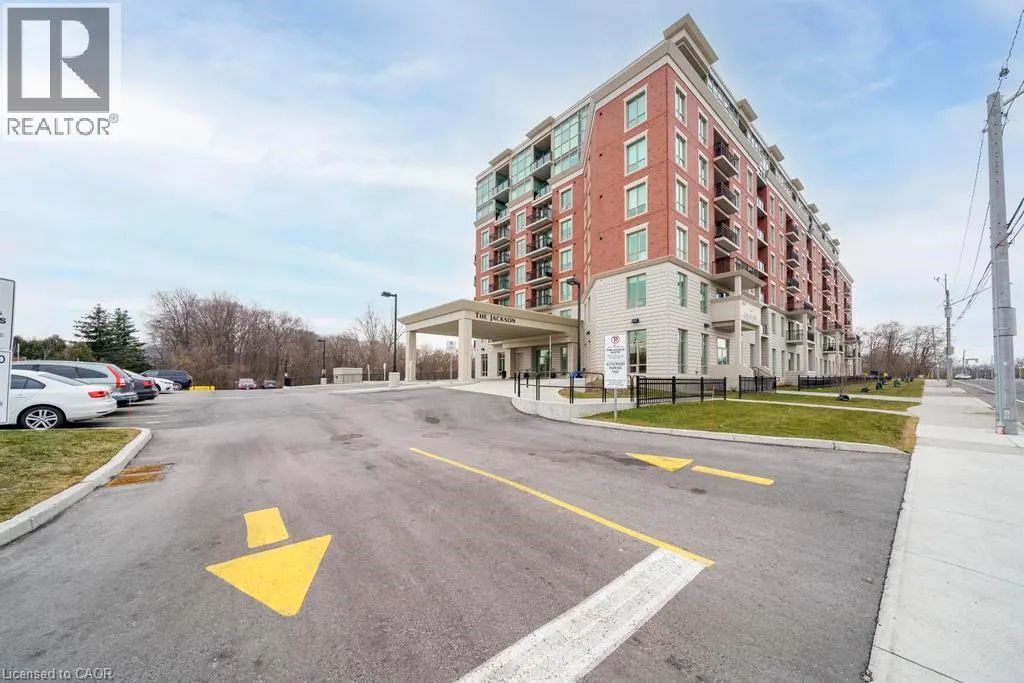 2750 KING Street E Unit# 215, #215