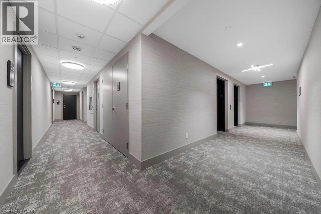 2750 KING Street E Unit# 215, #215