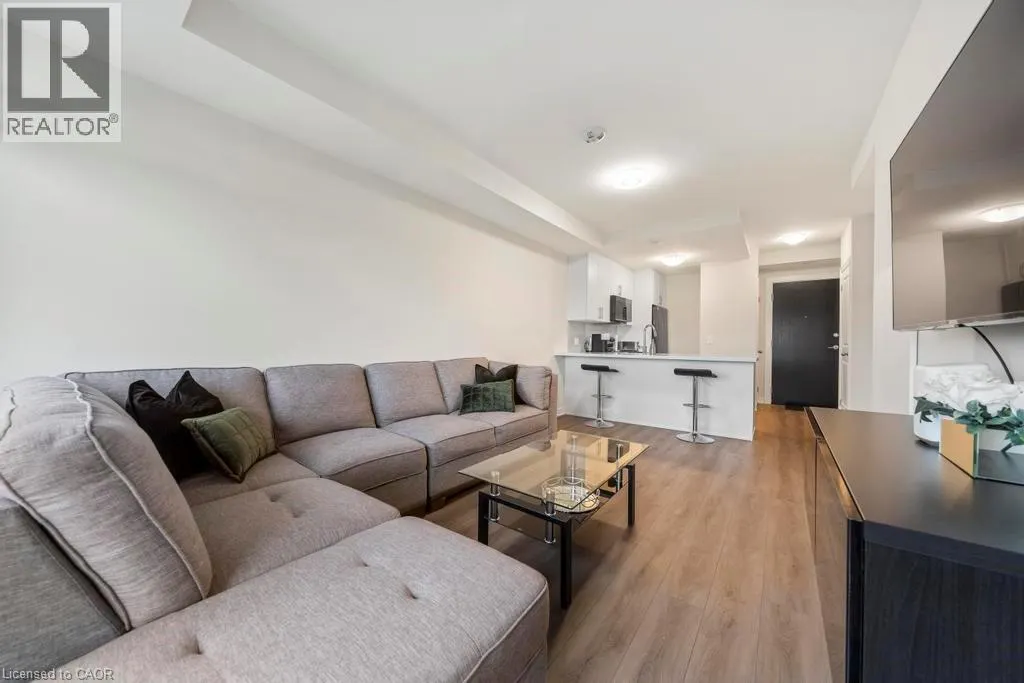 2750 KING Street E Unit# 215, #215