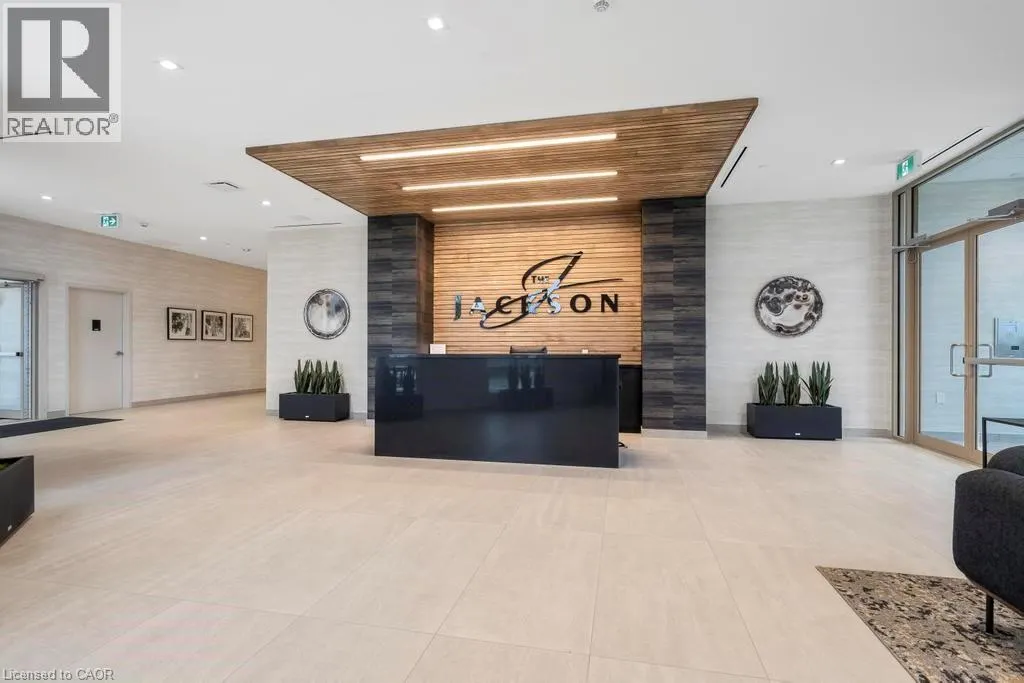 2750 KING Street E Unit# 215, #215