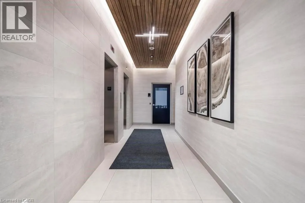2750 KING Street E Unit# 215, #215
