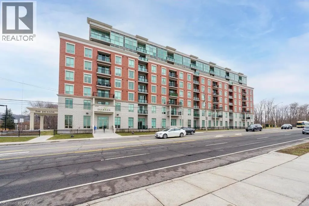 2750 KING Street E Unit# 215, #215