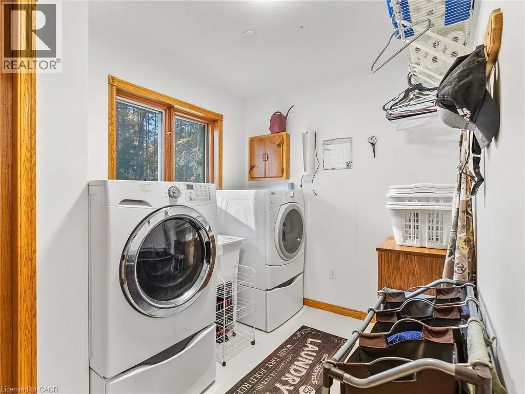 1306 ST JOHNS Road W