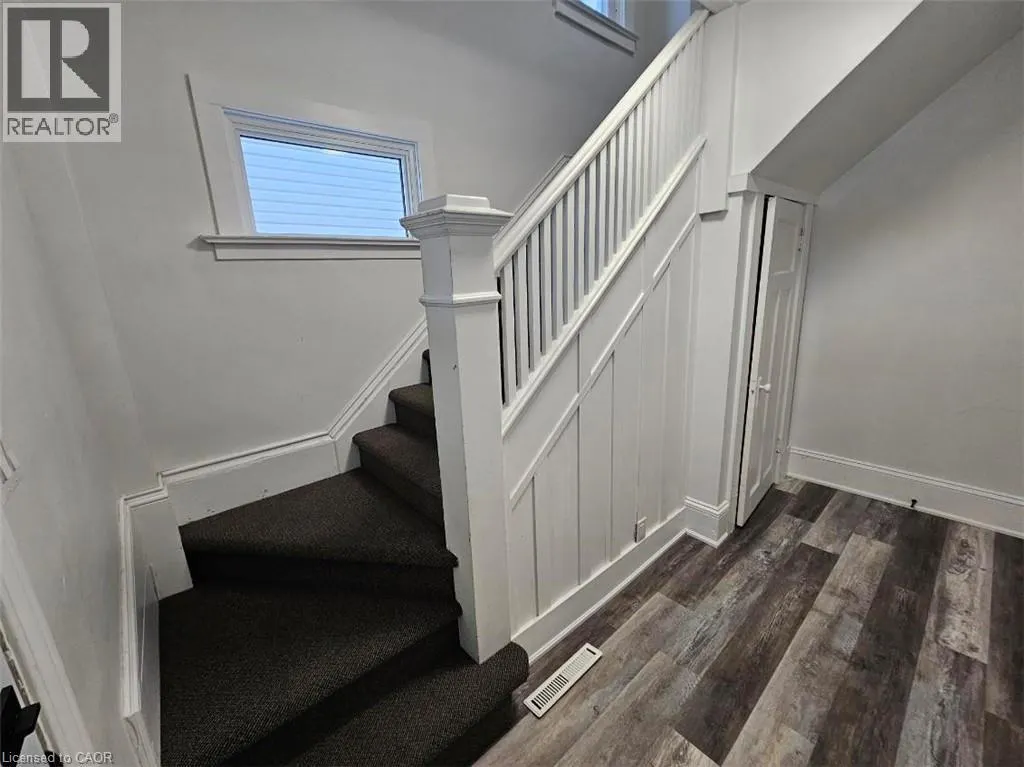 90 KENT Street S Unit# 3, #3
