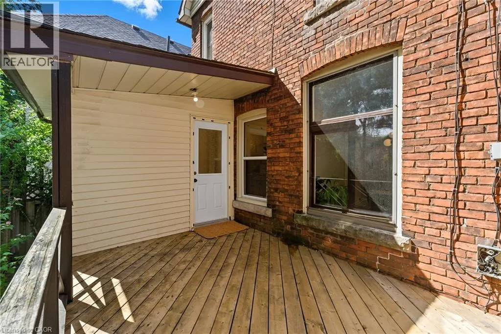 13 BRUCE Street