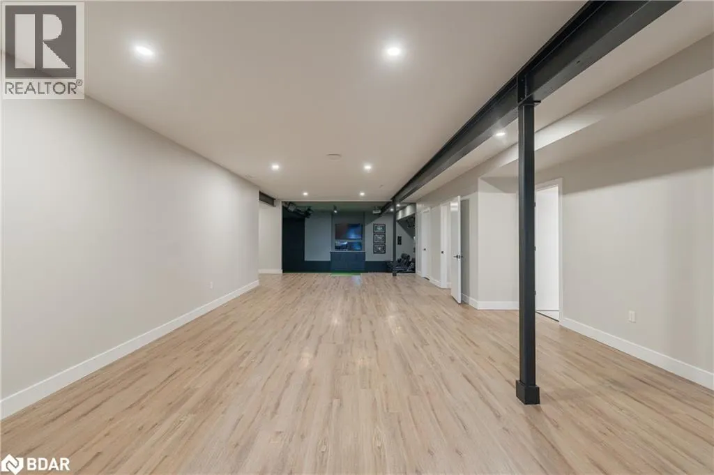 1 BEST COURT