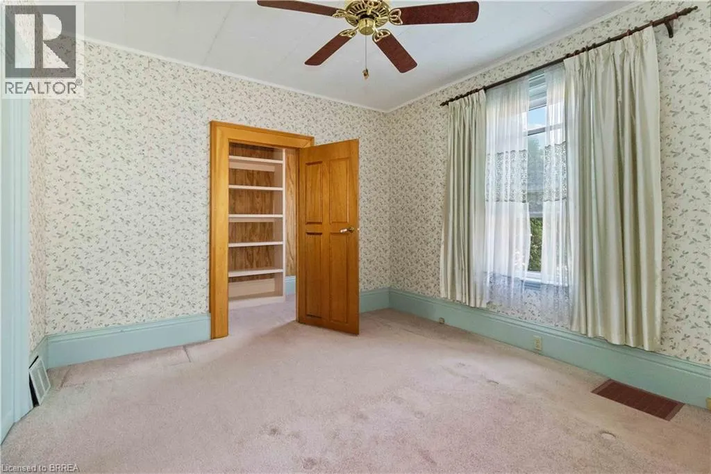 50 GRAHAM Avenue