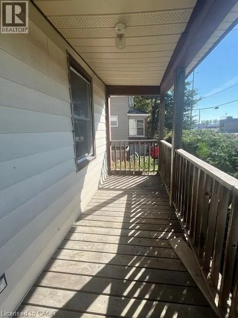 126 SHAKESPEARE Street