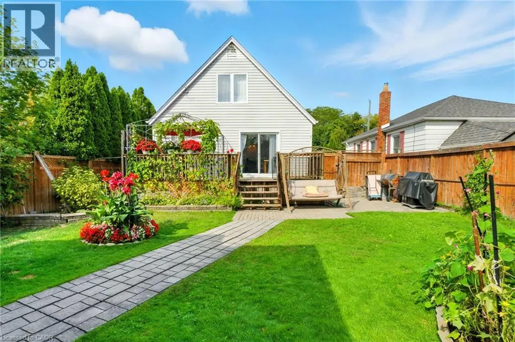 39 CLAYBURN Avenue