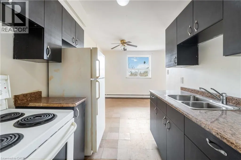 269 PARKDALE Avenue N Unit# 403, #403