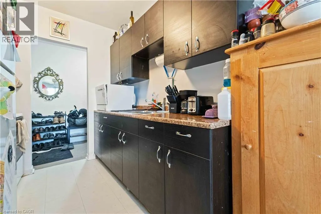 269 PARKDALE Avenue N Unit# 403, #403