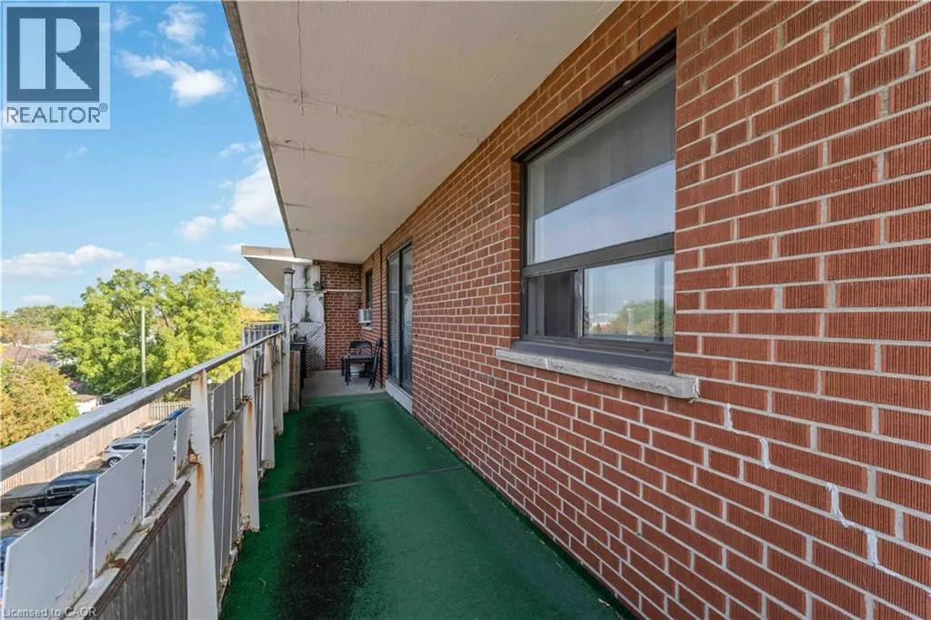 269 PARKDALE Avenue N Unit# 403, #403