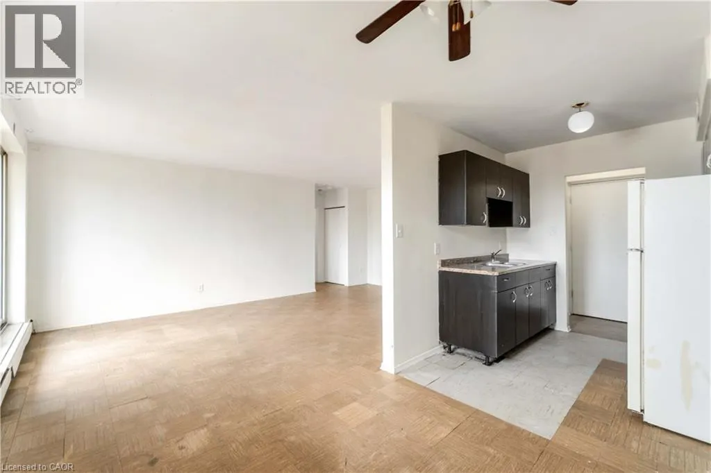 269 PARKDALE Avenue N Unit# 403, #403