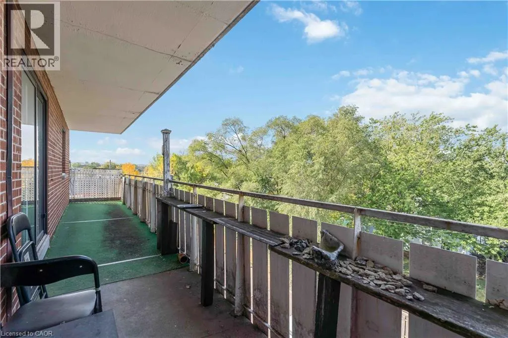 269 PARKDALE Avenue N Unit# 403, #403