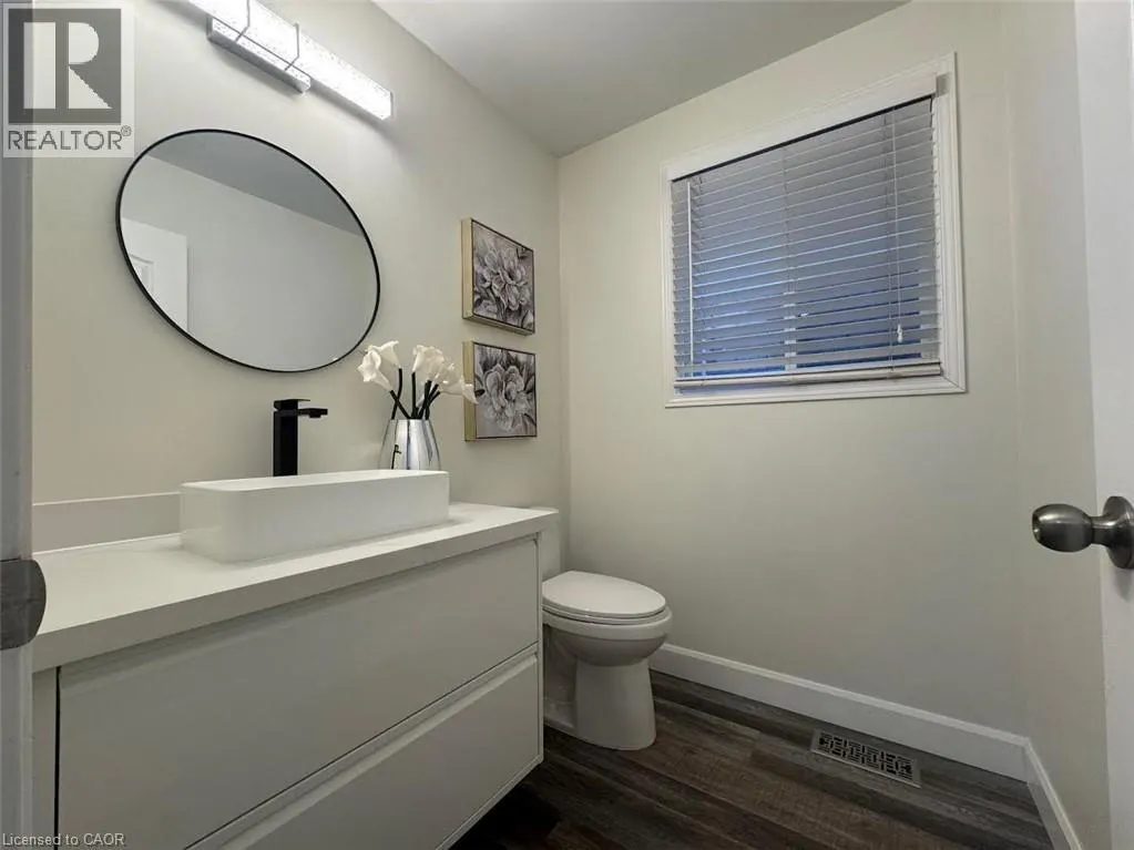 579 WINDJAMMER Way Unit# Main, #Main