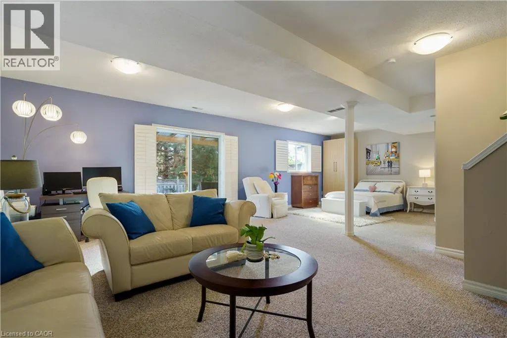 55 AMORE Boulevard