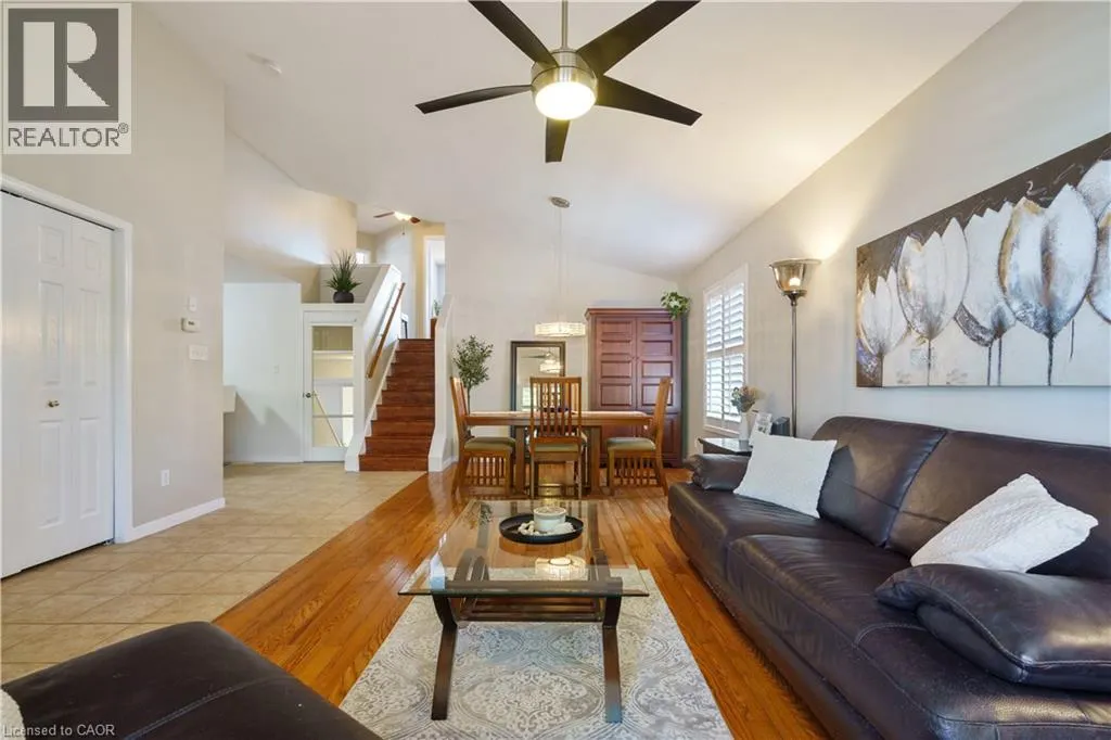 55 AMORE Boulevard