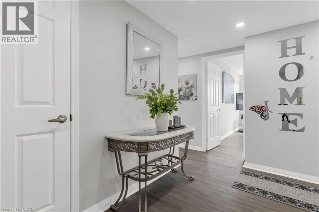 40 HARRISFORD Street Unit# 608, #608