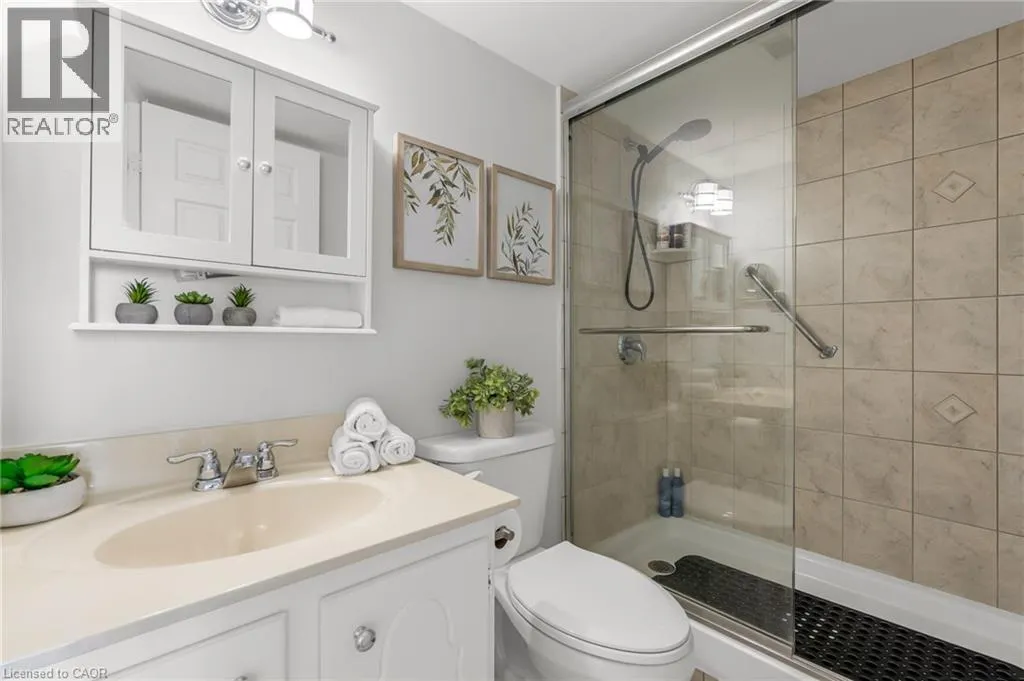 40 HARRISFORD Street Unit# 608, #608
