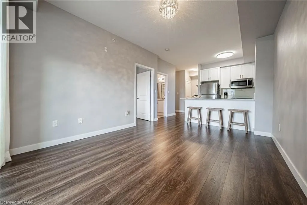 35 SOUTHSHORE CRESCENT Crescent Unit# 321, #321