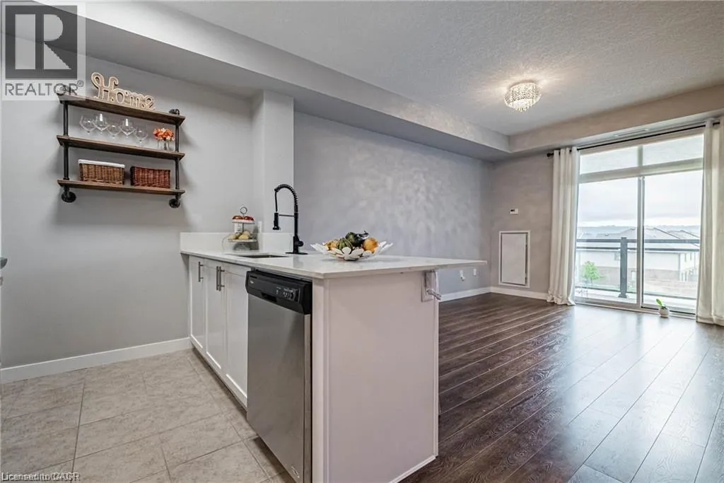 35 SOUTHSHORE CRESCENT Crescent Unit# 321, #321