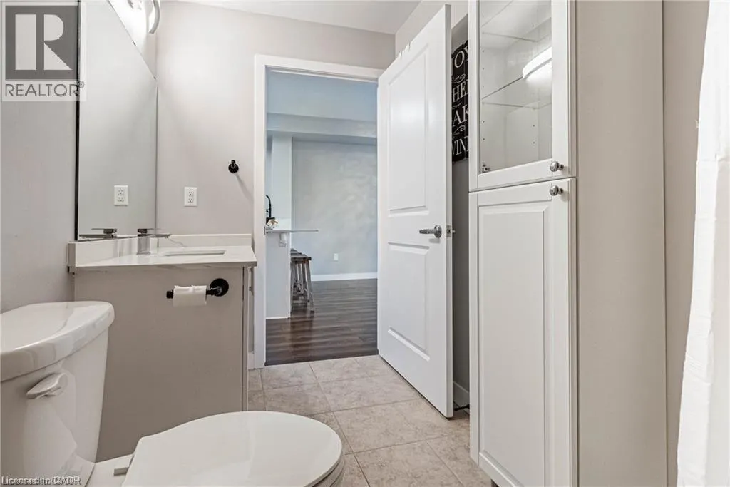 35 SOUTHSHORE CRESCENT Crescent Unit# 321, #321