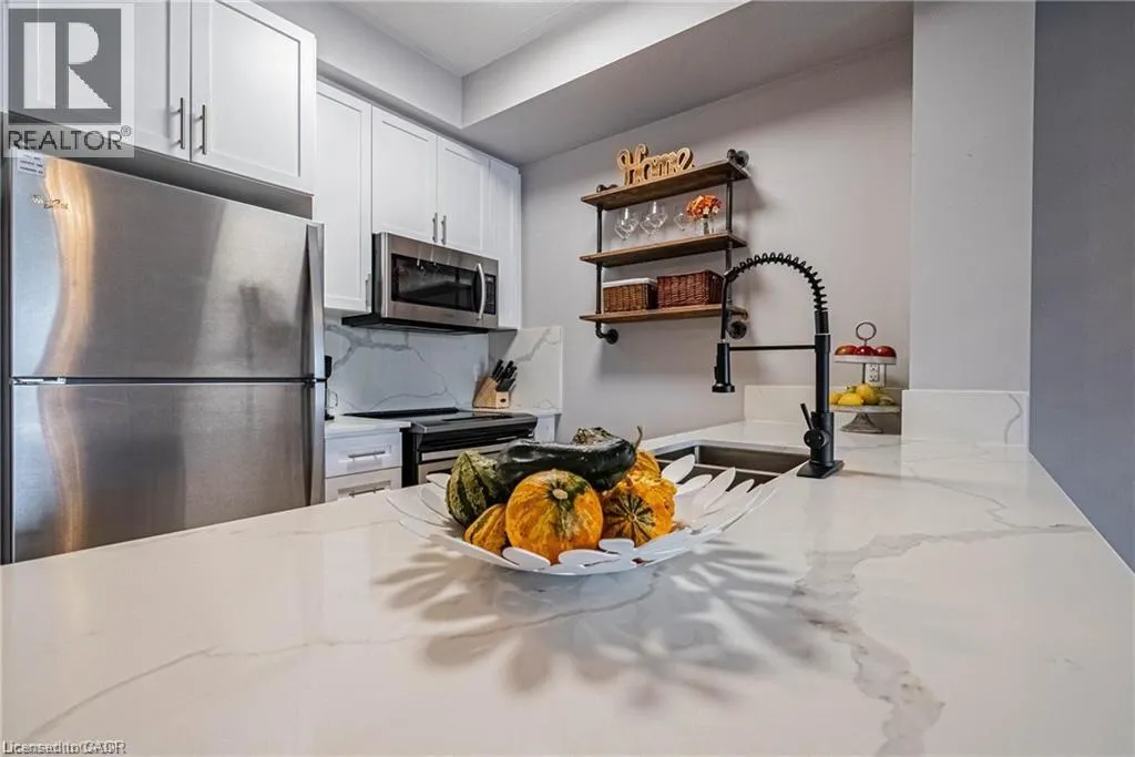 35 SOUTHSHORE CRESCENT Crescent Unit# 321, #321