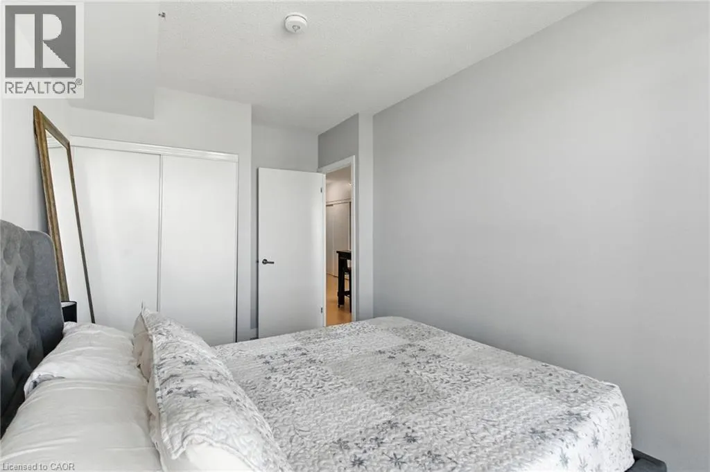 3210 DAKOTA Common Unit# a609, #a609