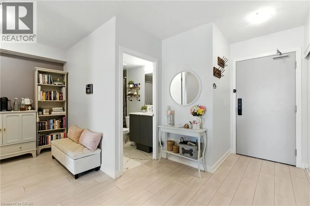 3210 DAKOTA Common Unit# a609, #a609