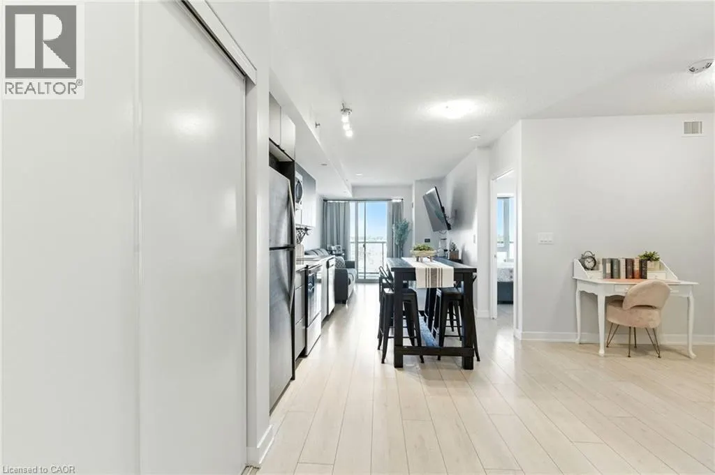3210 DAKOTA Common Unit# a609, #a609