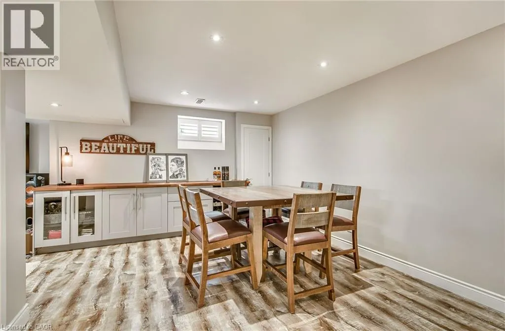 9 VALLEY RIDGE Lane