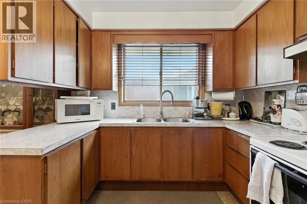 331 EAST 17TH Street