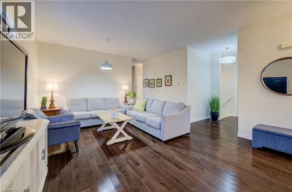 900 DOON VILLAGE Road Unit# 15, #15
