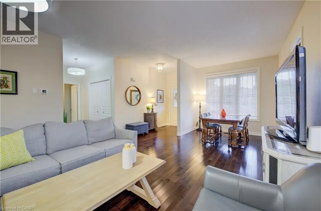 900 DOON VILLAGE Road Unit# 15, #15