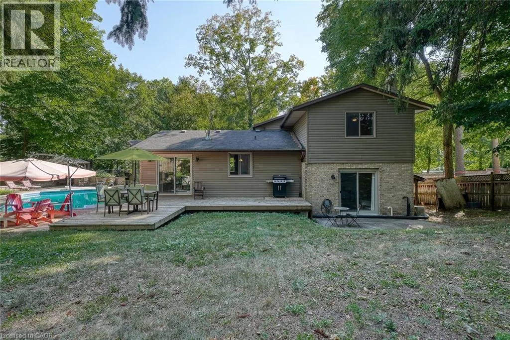 248 VANSITTART Avenue