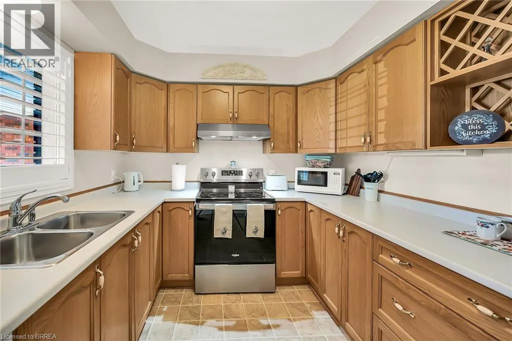 570 WEST Street Unit# 20, #20