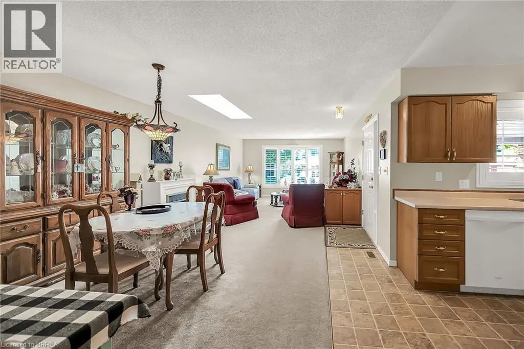 570 WEST Street Unit# 20, #20