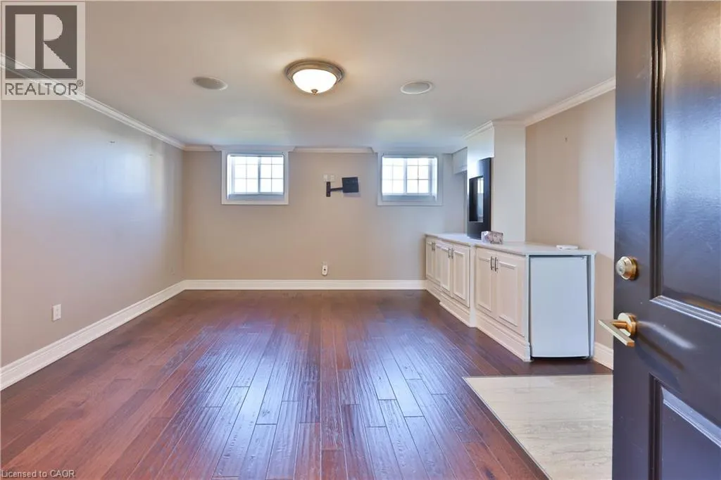 803 RIDGE Road