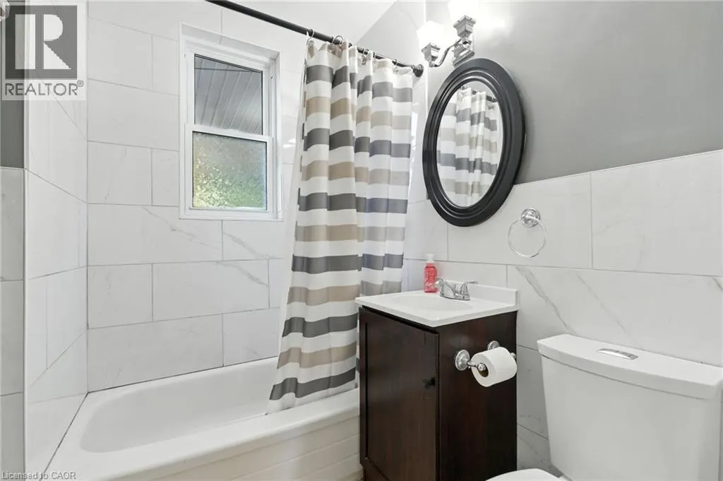 11 EASTVALE Place