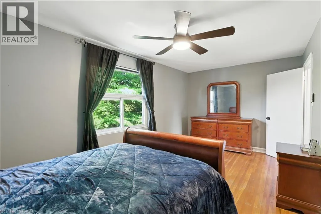 11 EASTVALE Place