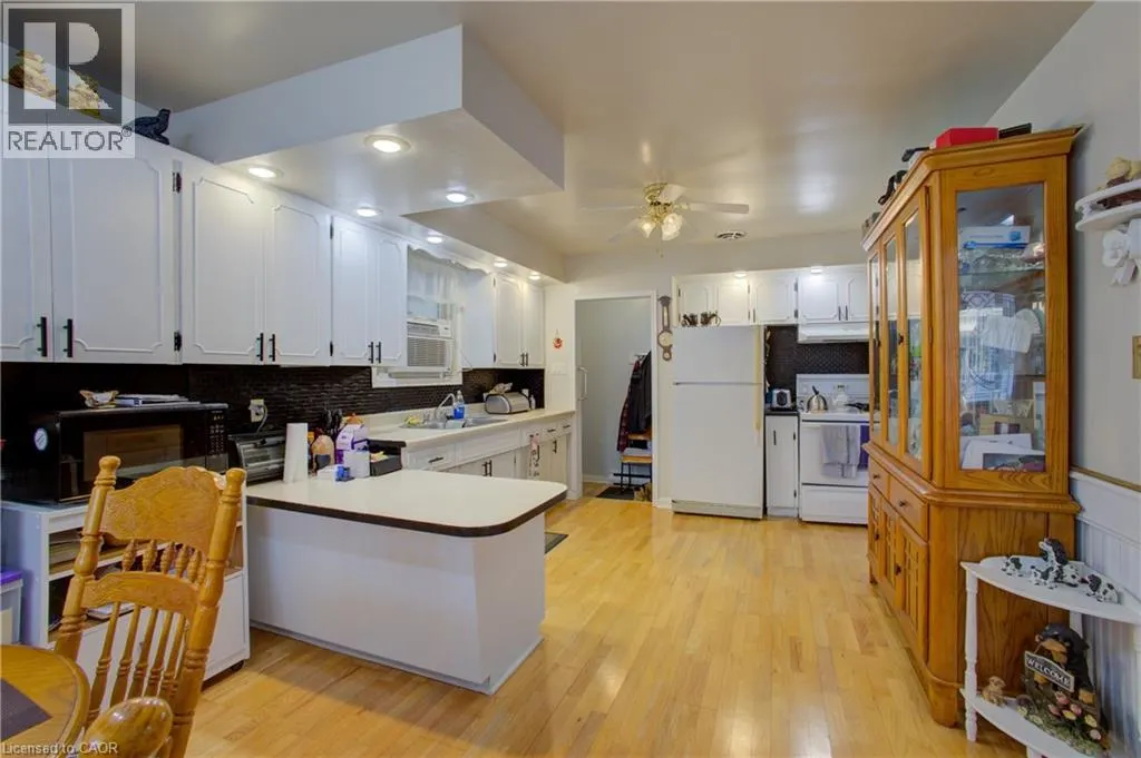 102 BYELAND Drive