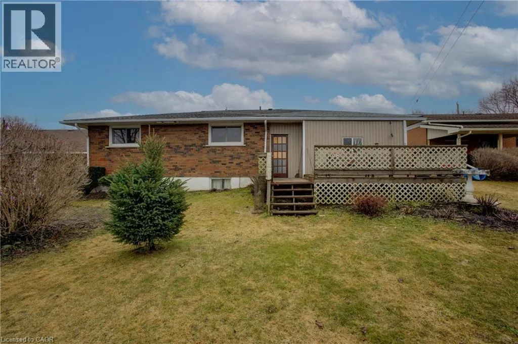 102 BYELAND Drive