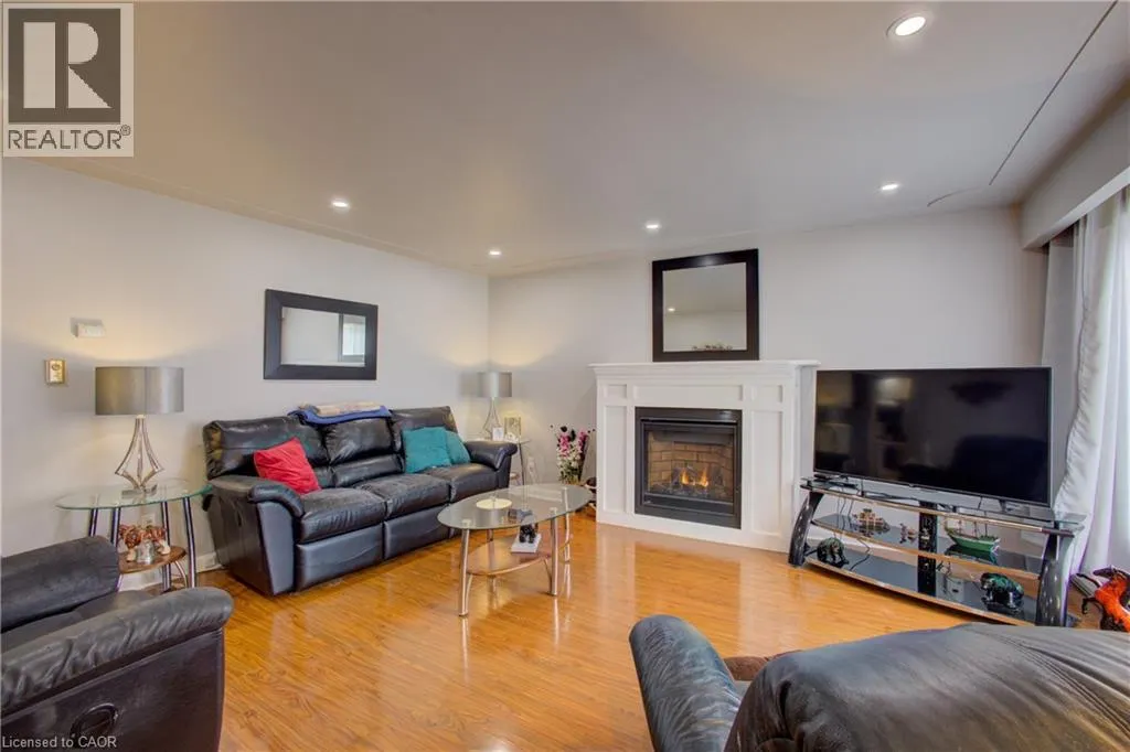 102 BYELAND Drive