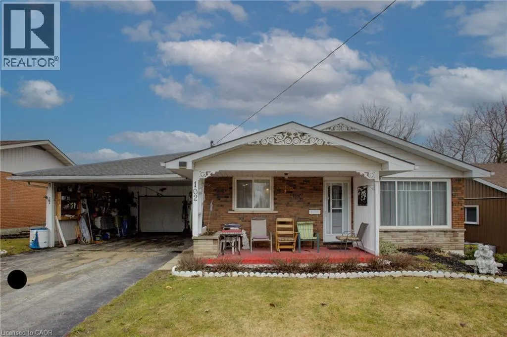 102 BYELAND Drive