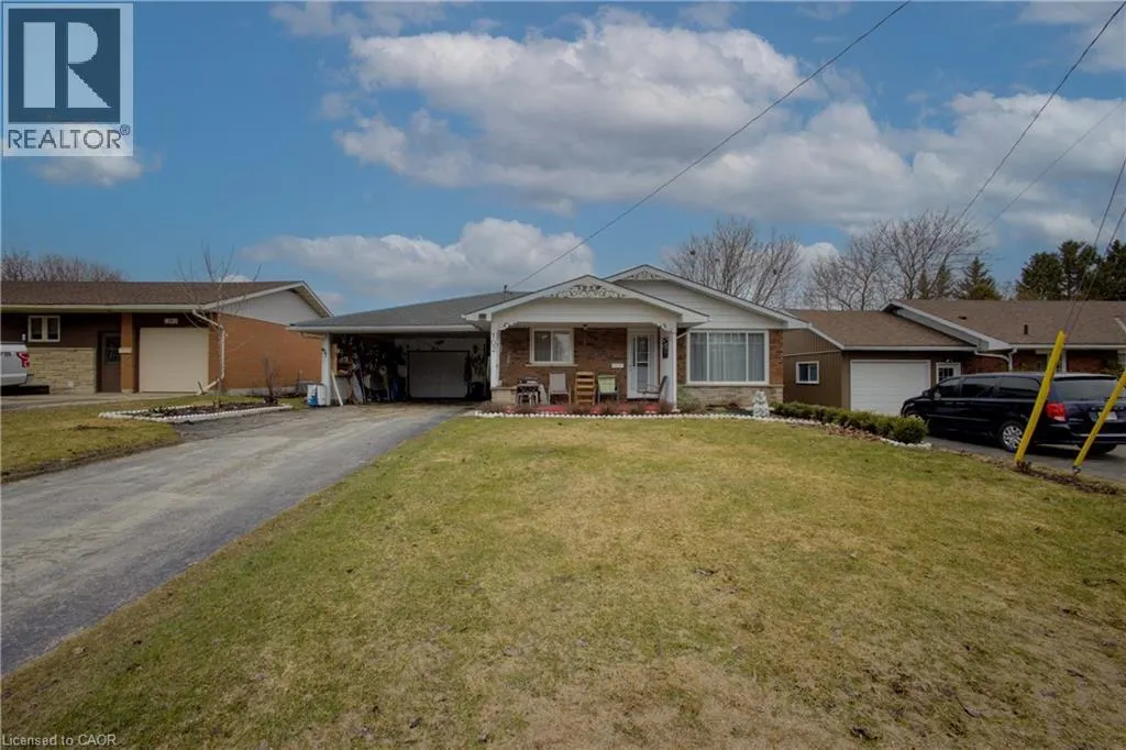 102 BYELAND Drive