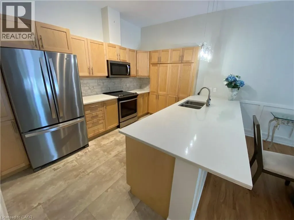 39 SISTER VARGA Terrace Unit# 006, #006