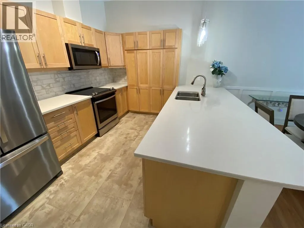 39 SISTER VARGA Terrace Unit# 006, #006