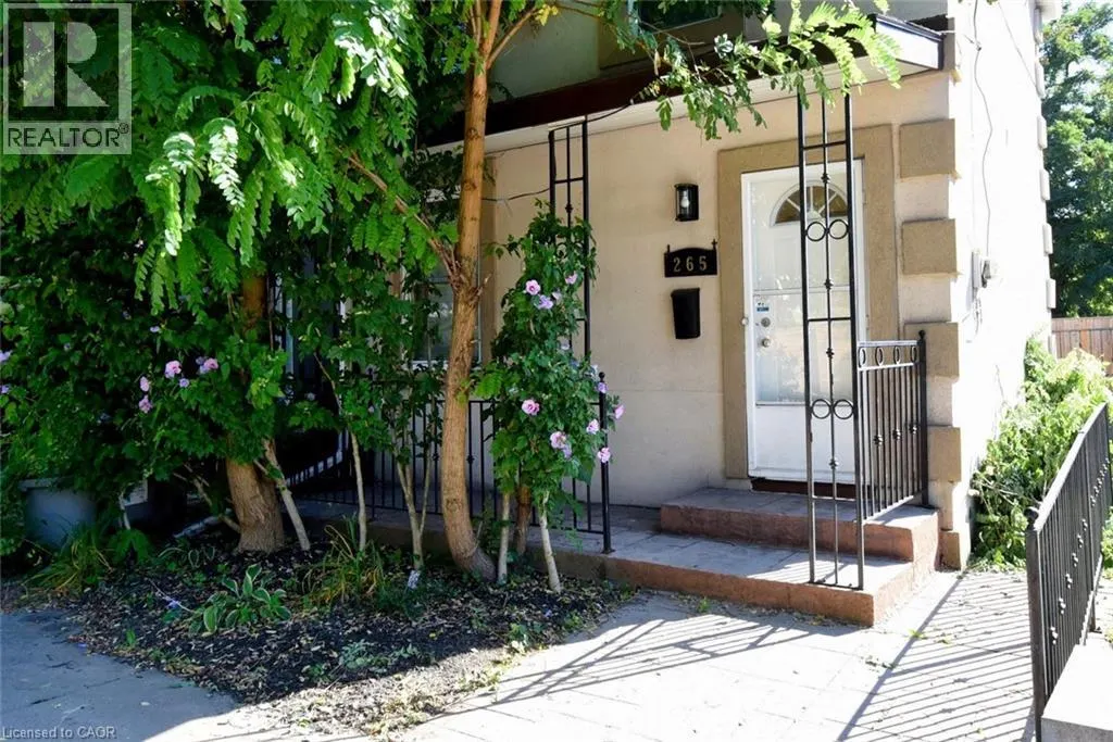 265 HUNTER Street W