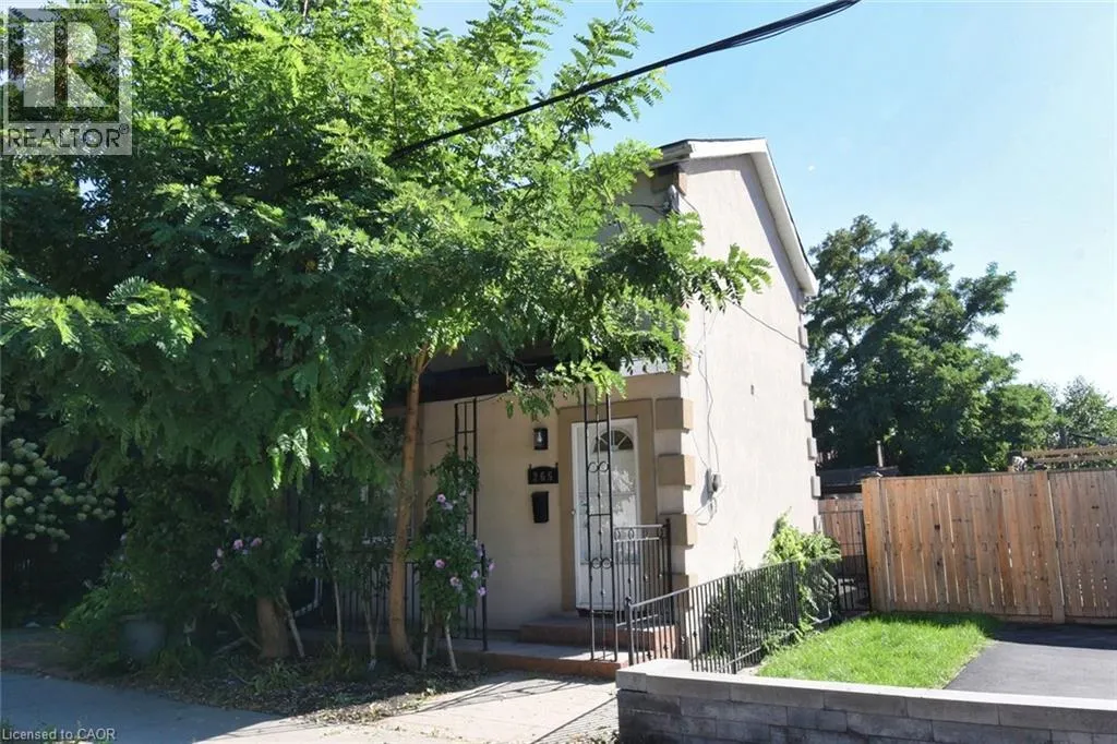 265 HUNTER Street W