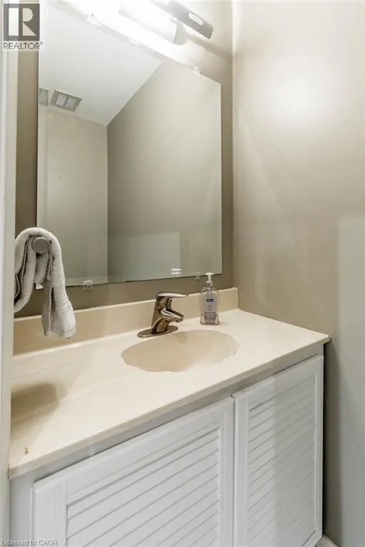 1556 KERN'S Road Unit# 3, #3